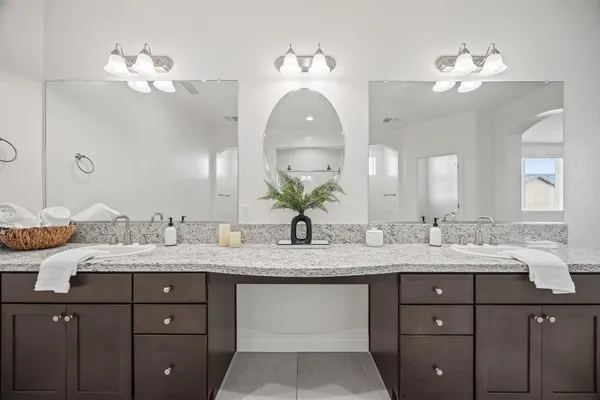 $749,000 | 4187 Poe Avenue, Clovis, CA 93619