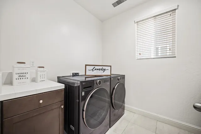 $749,000 | 4187 Poe Avenue, Clovis, CA 93619