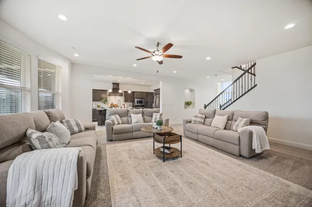 $749,000 | 4187 Poe Avenue, Clovis, CA 93619