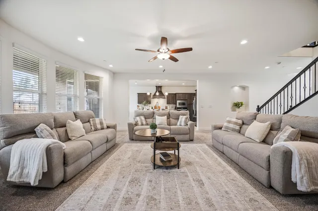 $749,000 | 4187 Poe Avenue, Clovis, CA 93619