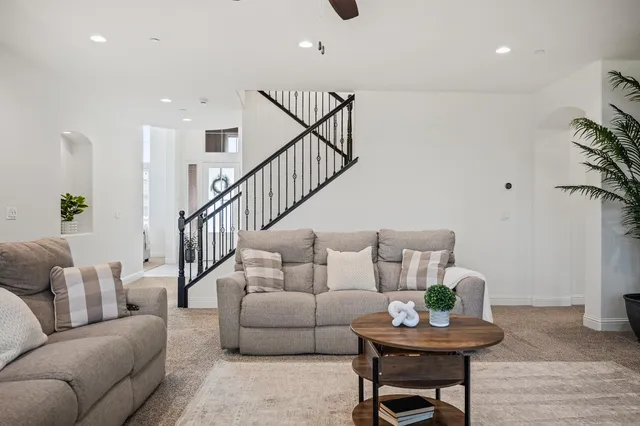 $749,000 | 4187 Poe Avenue, Clovis, CA 93619