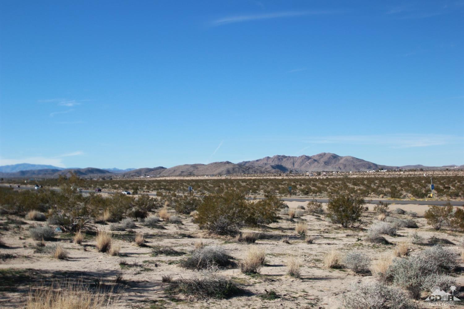 63177 Chickasaw Road Joshua Tree, CA 92252 - Photo 3 of 8 a view of lake and mountain