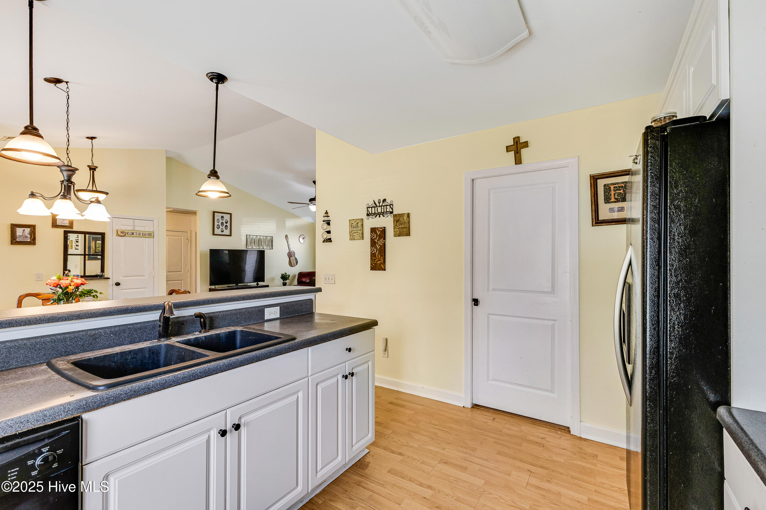 2510 Lumberton Road Southport, NC 28461 - Photo 14 of 48 2510 Lumberton-15