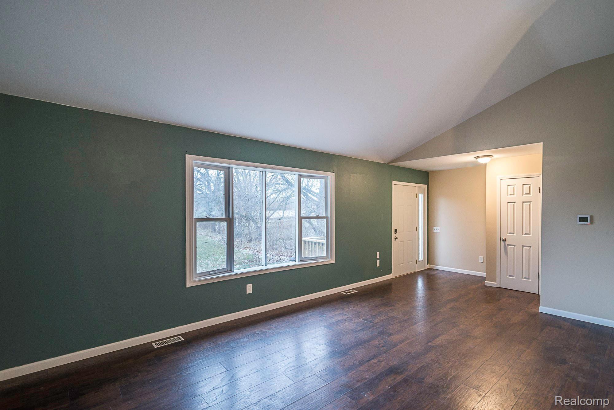 7975 Werkner Road Chelsea, MI 48118 - Photo 10 of 34 DSC_8024.jpg