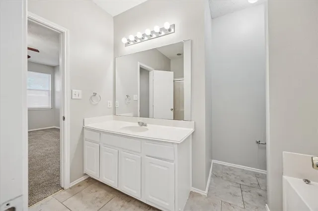 $2,250 | 3933 Parkhaven Drive, Denton, TX 76210