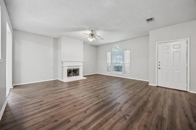 $2,250 | 3933 Parkhaven Drive, Denton, TX 76210