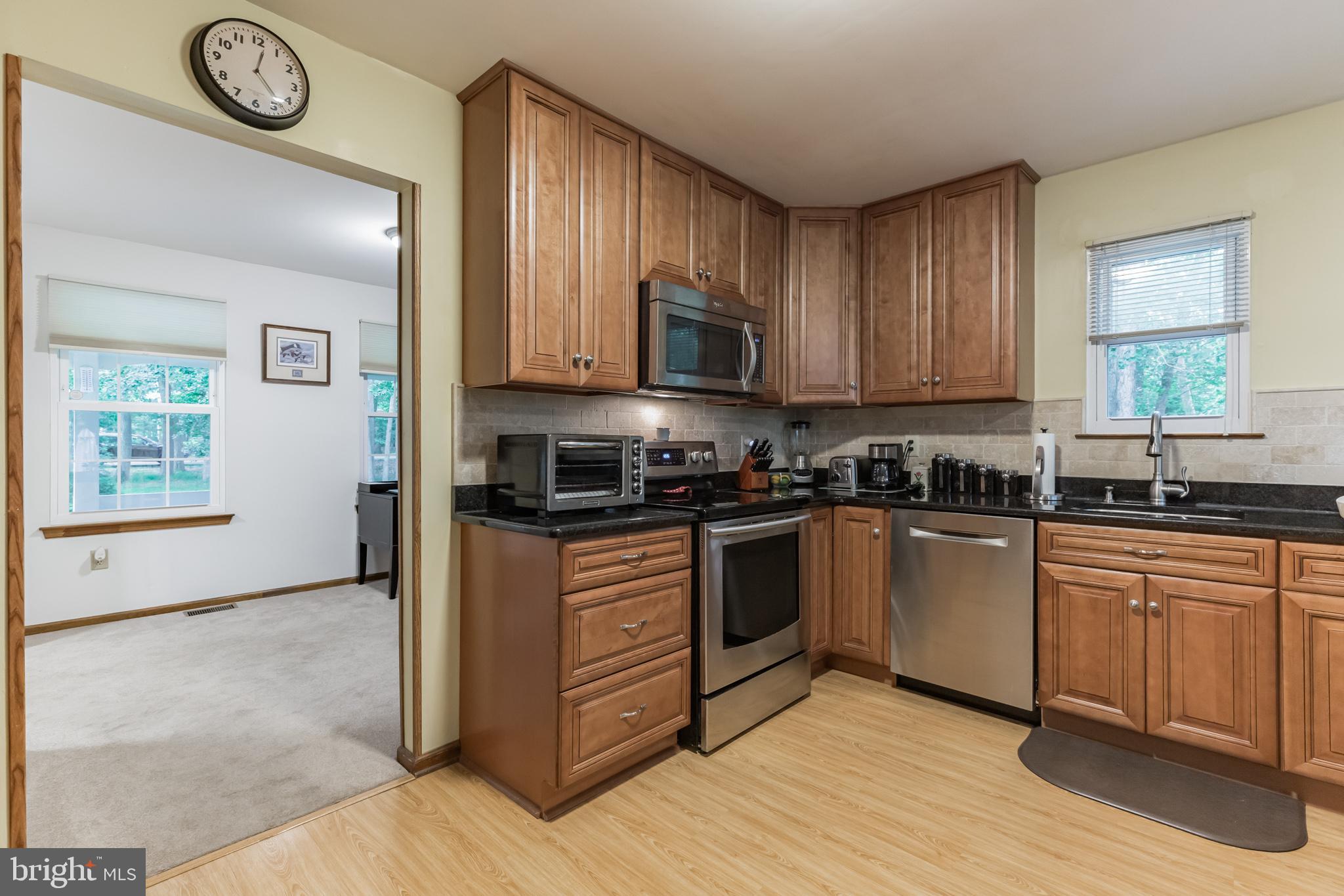 475 Stokes Road Shamong, NJ 08088 - Photo 12 of 32