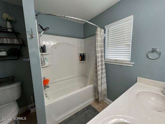 2810 Webbs Chapel Road Macclesfield, NC 27852 - Photo 26 of 35 Primary bath 2