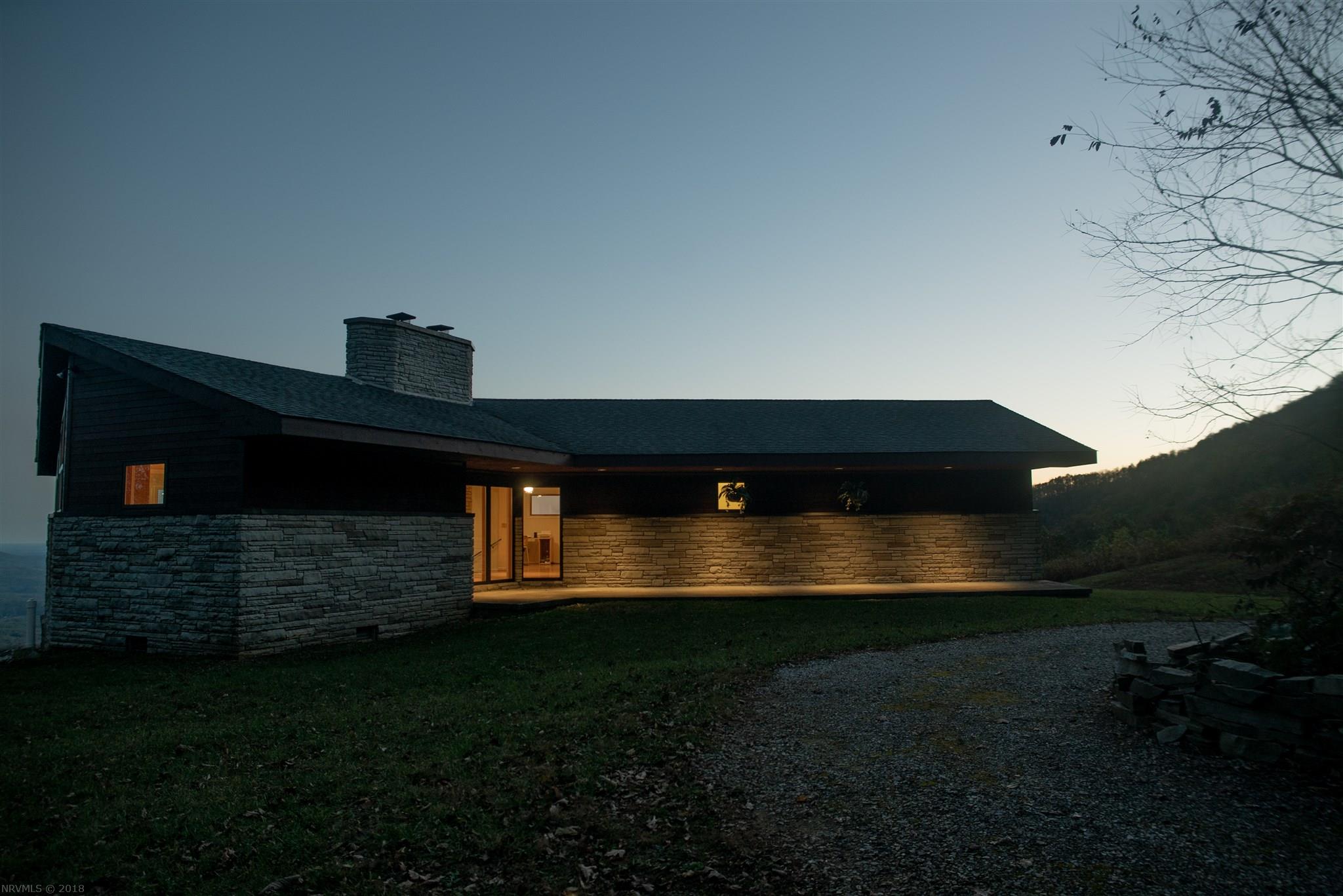 431 Russell Road Floyd, VA 24091 - Photo 7 of 35 Gallery Image 7