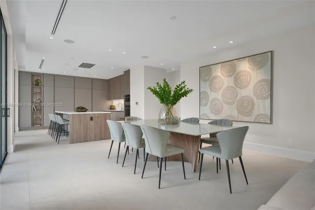 $6,399,000 | 100 Hampton Lane, Key Biscayne, FL 33149