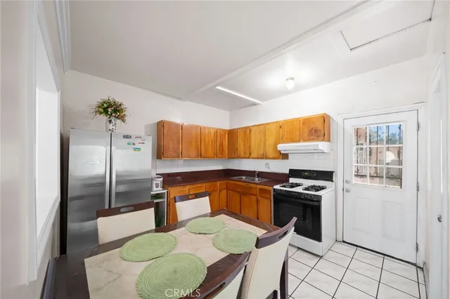 $950,000 | 2922 Darwin Avenue, Los Angeles, CA 90031