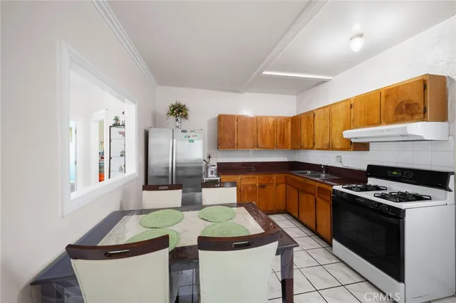 $950,000 | 2922 Darwin Avenue, Los Angeles, CA 90031