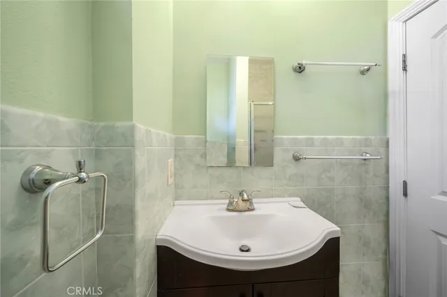 $950,000 | 2922 Darwin Avenue, Los Angeles, CA 90031