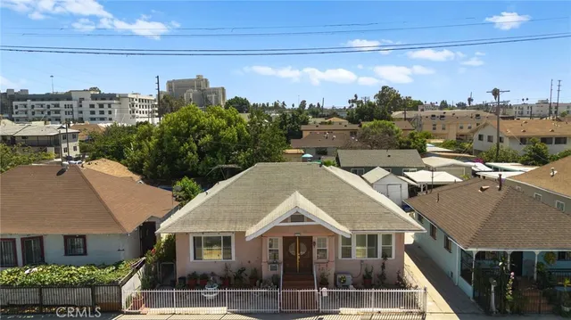 $950,000 | 2922 Darwin Avenue, Los Angeles, CA 90031