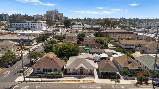 $950,000 | 2922 Darwin Avenue, Los Angeles, CA 90031