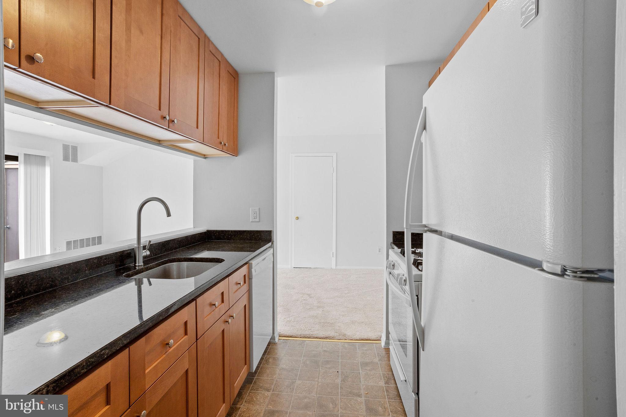 2010 Raven's Row Marlton, NJ 08053 - Photo 7 of 16
