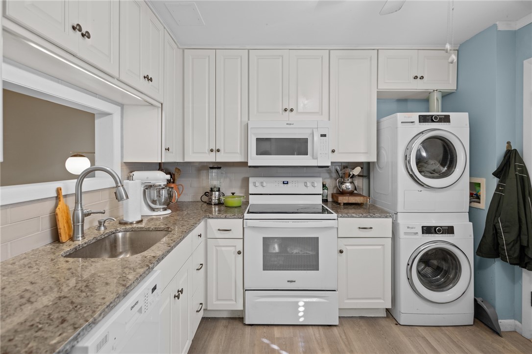72 West Shore Road, Unit 104 Warwick, RI 02889 - Photo 9 of 24