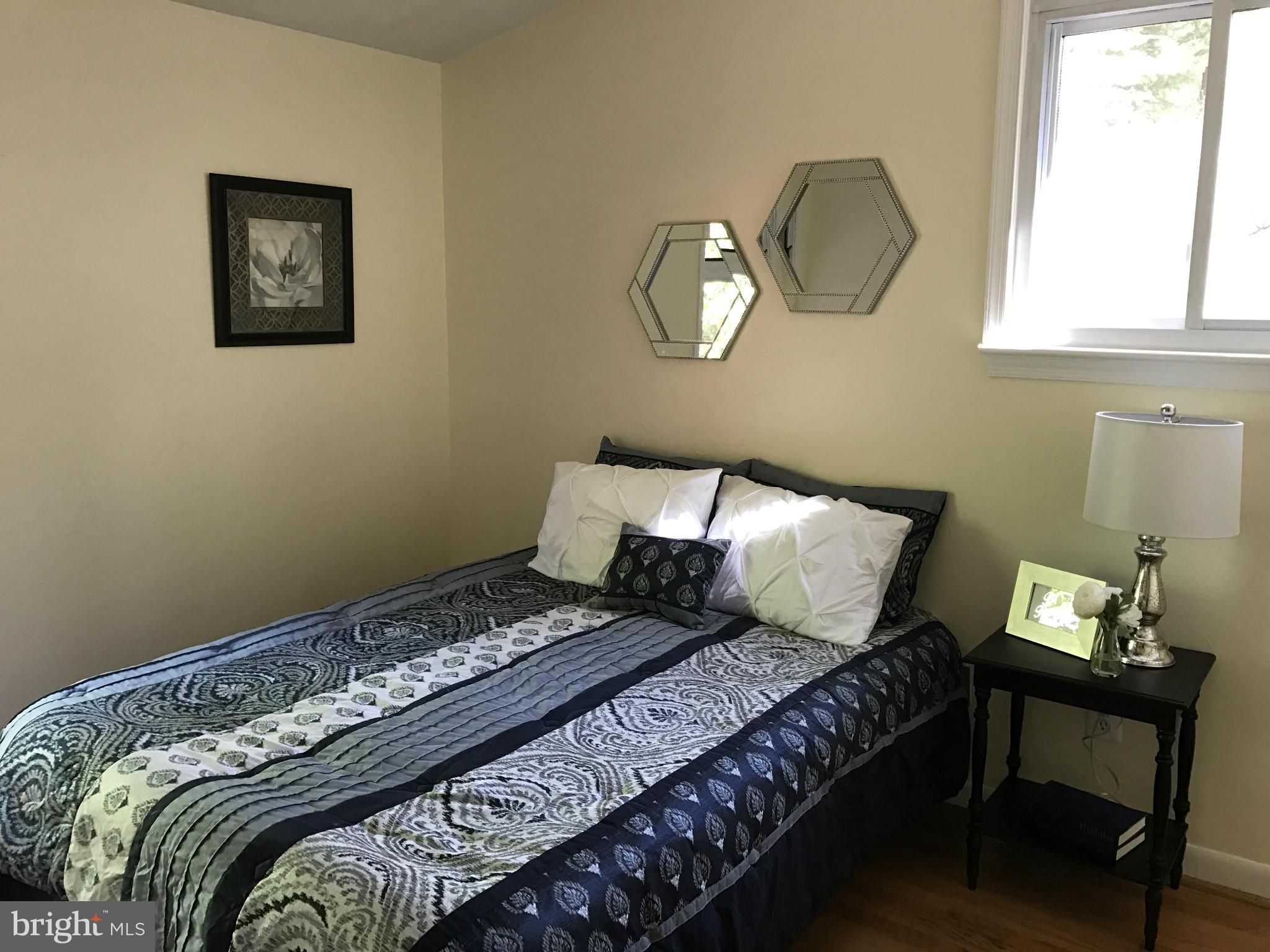 2947 Viewpoint Road Alexandria, VA 22314 - Photo 13 of 26 Bedroom