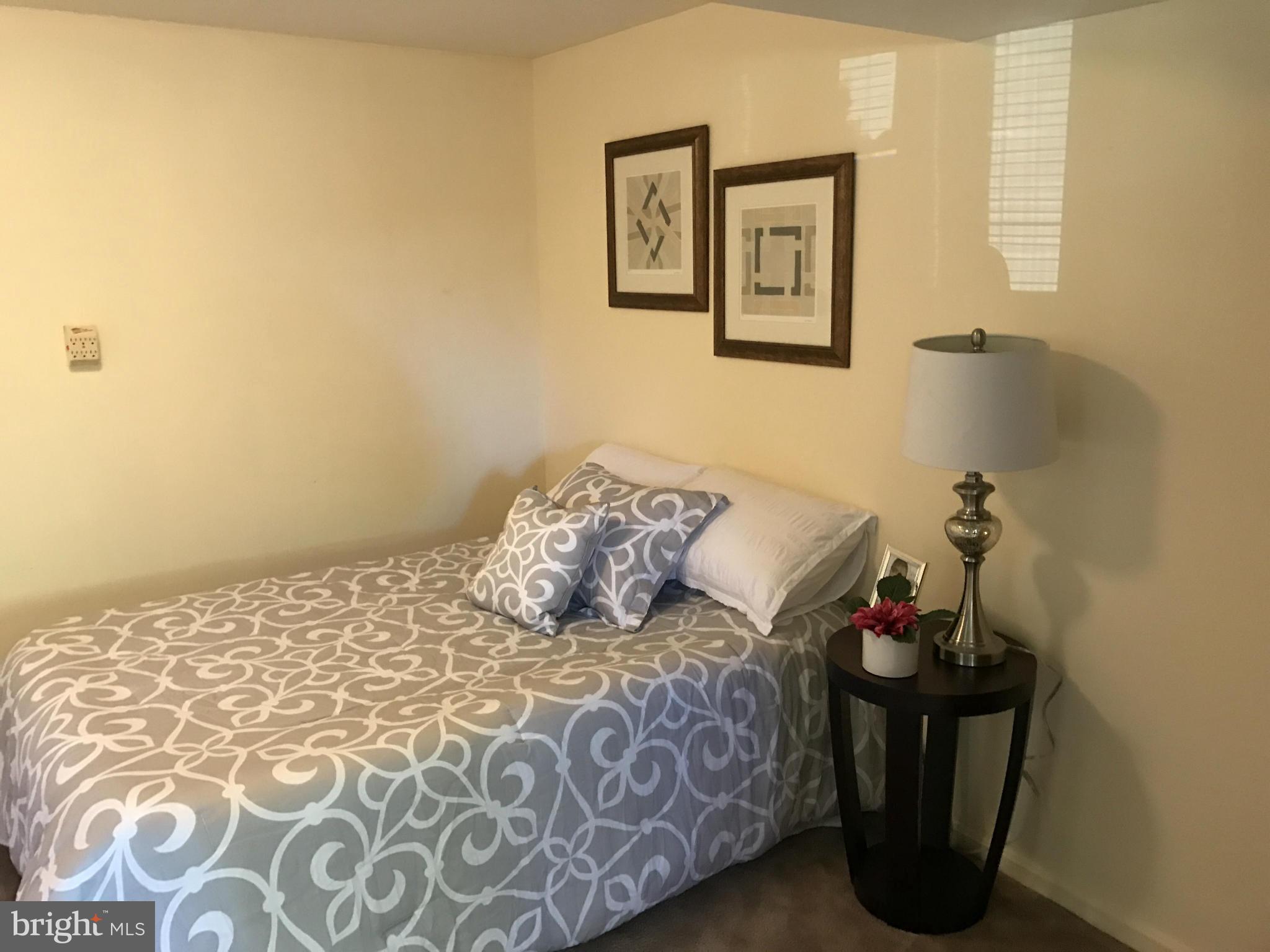 2947 Viewpoint Road Alexandria, VA 22314 - Photo 18 of 26 Bedroom