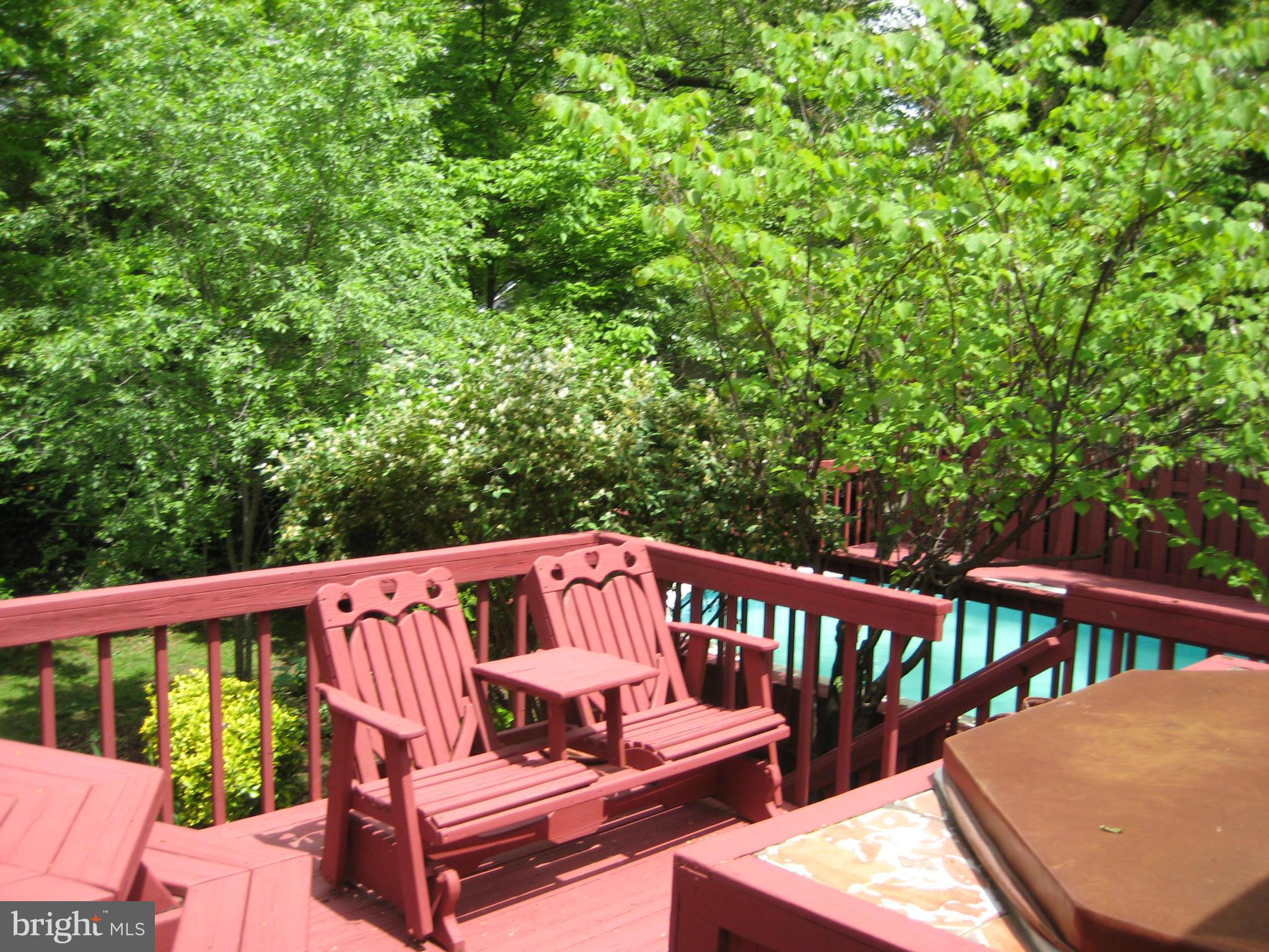 2947 Viewpoint Road Alexandria, VA 22314 - Photo 20 of 26 Exterior (Rear)