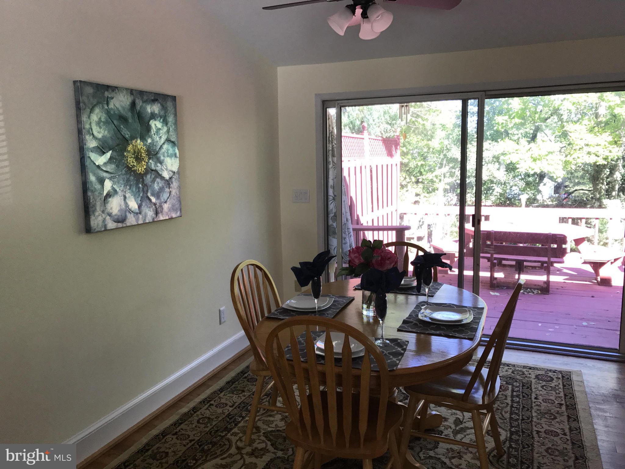 2947 Viewpoint Road Alexandria, VA 22314 - Photo 6 of 26 Dining Room
