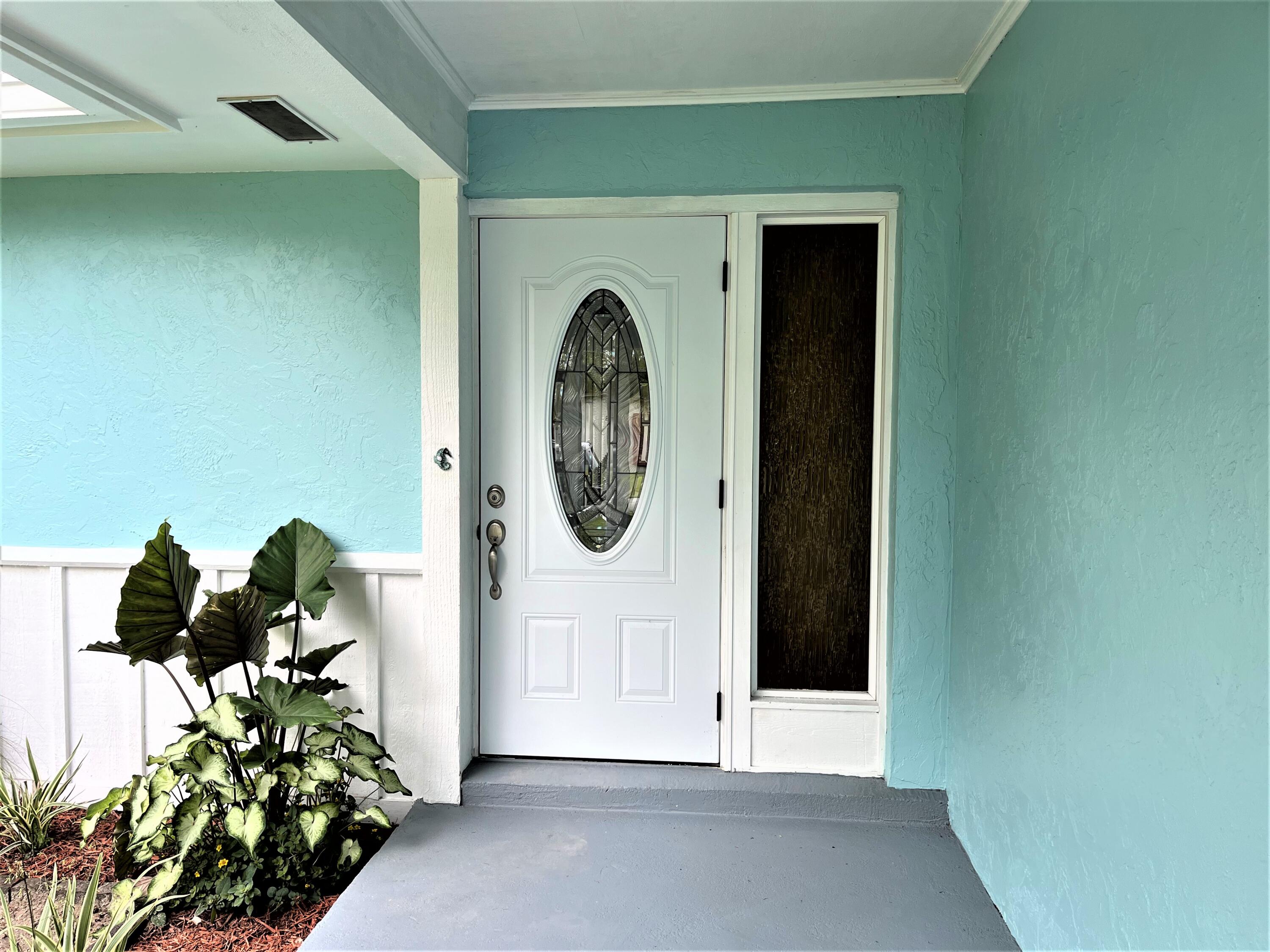 7 West Mango Road Lake Worth, FL 33467 - Photo 3 of 20 IMG_9493