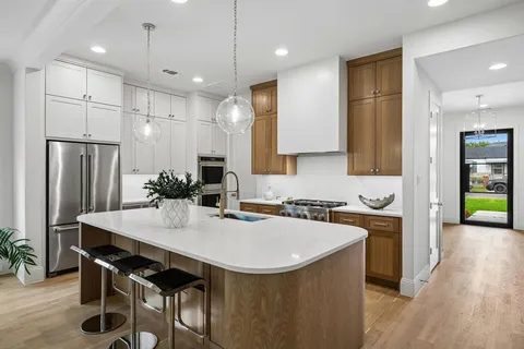 $1,495,000 | 4606 Cowan Avenue, Dallas, TX 75209