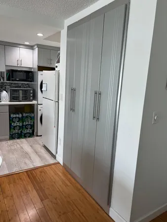 $2,500 | 3522 Northeast 171 Street, Unit 202, North Miami Beach, FL 33160