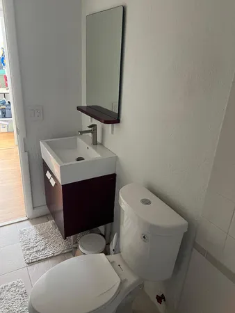 $2,500 | 3522 Northeast 171 Street, Unit 202, North Miami Beach, FL 33160