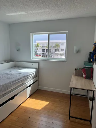 $2,500 | 3522 Northeast 171 Street, Unit 202, North Miami Beach, FL 33160