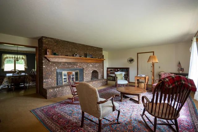 $1,990,000 | 7311 Riverside Road, Gratiot, WI 53541