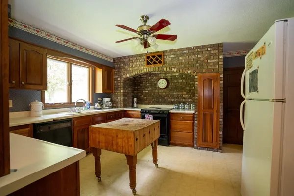 $1,850,000 | 7311 Riverside Road, Gratiot, WI 53541