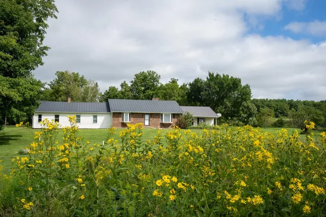 $1,990,000 | 7311 Riverside Road, Gratiot, WI 53541