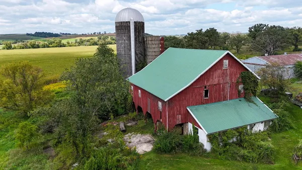 $1,850,000 | 7311 Riverside Road, Gratiot, WI 53541