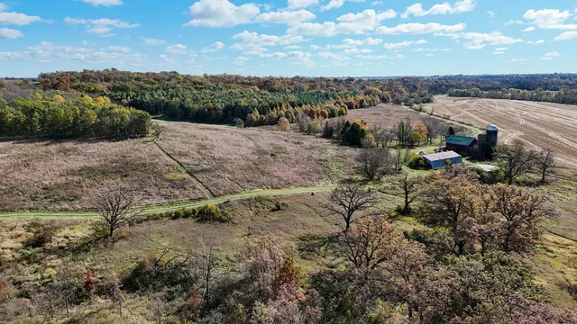 $1,990,000 | 7311 Riverside Road, Gratiot, WI 53541