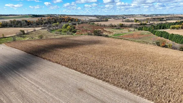 $1,850,000 | 7311 Riverside Road, Gratiot, WI 53541