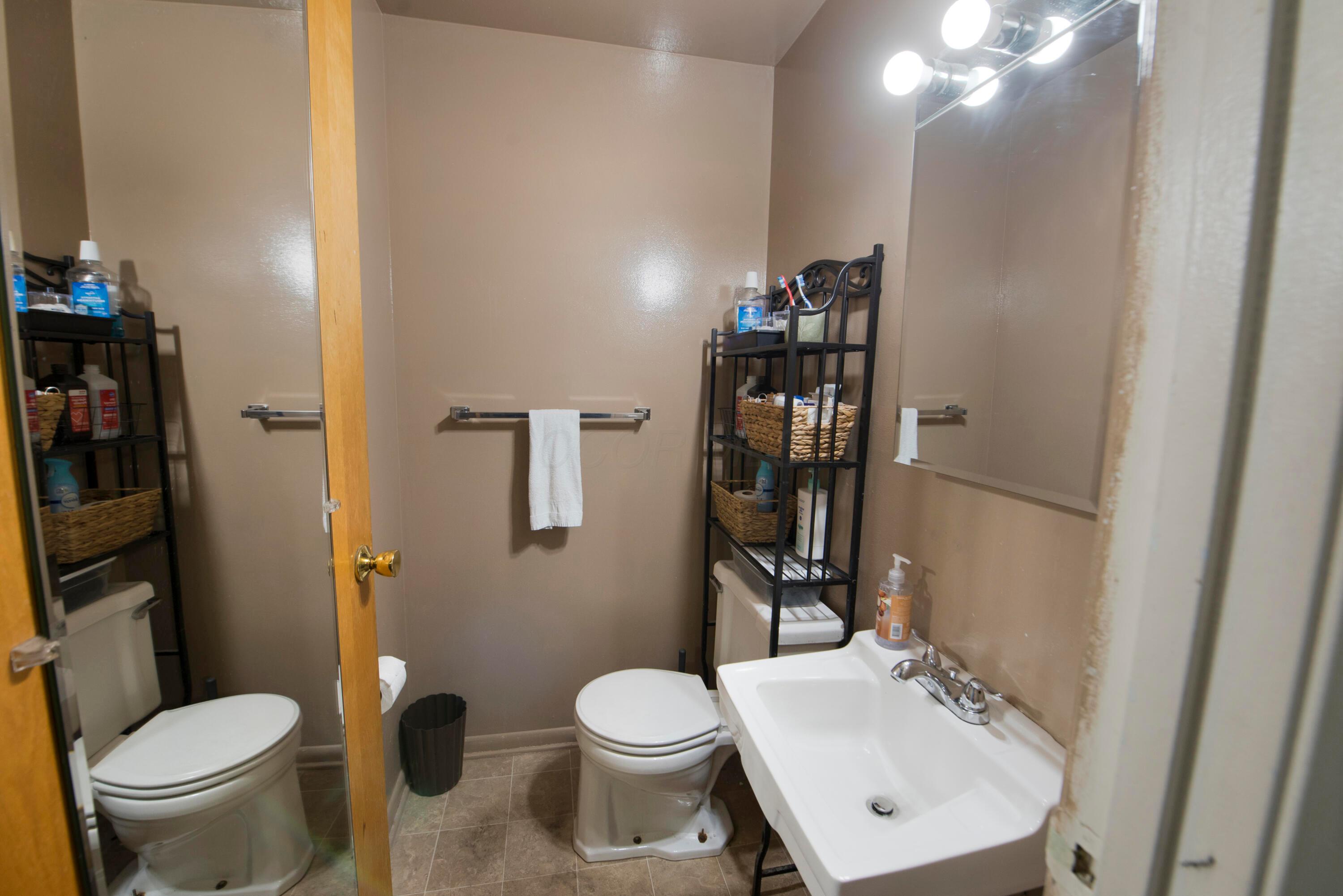 1564 Smith Road Columbus, OH 43207 - Photo 27 of 52 DRM_7496