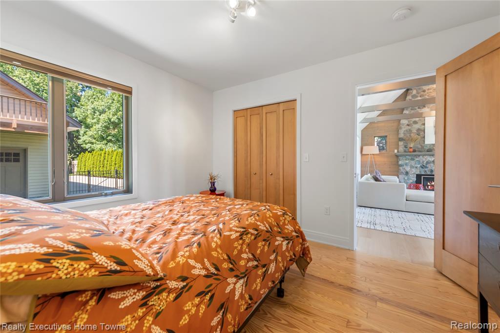 8296 Lakeshore Road Fort Gratiot, MI 48059 - Photo 13 of 53 Gallery Image 13