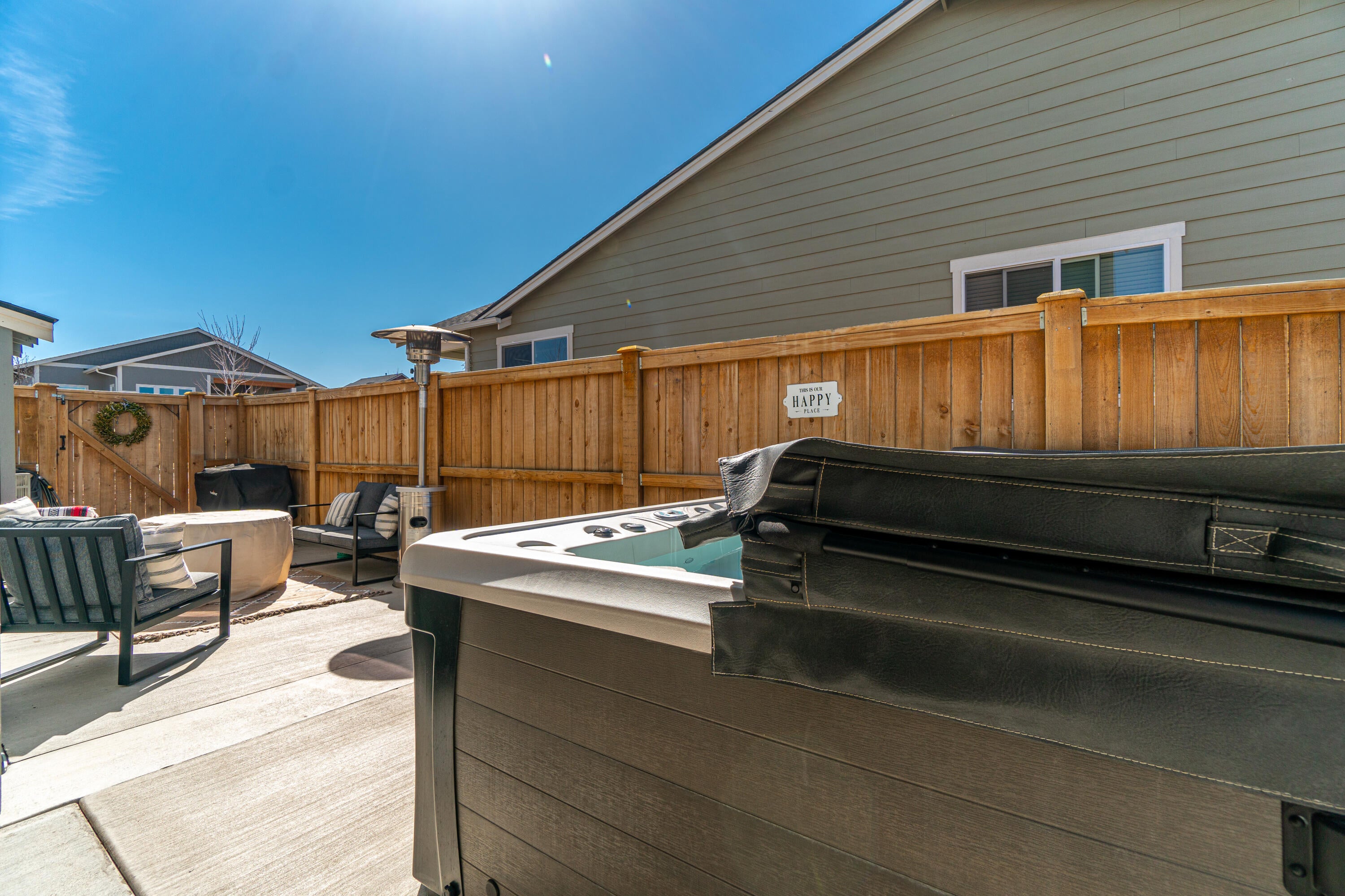 20778 Kilbourne Loop Bend, OR 97701 - Photo 29 of 39 hot tub included!