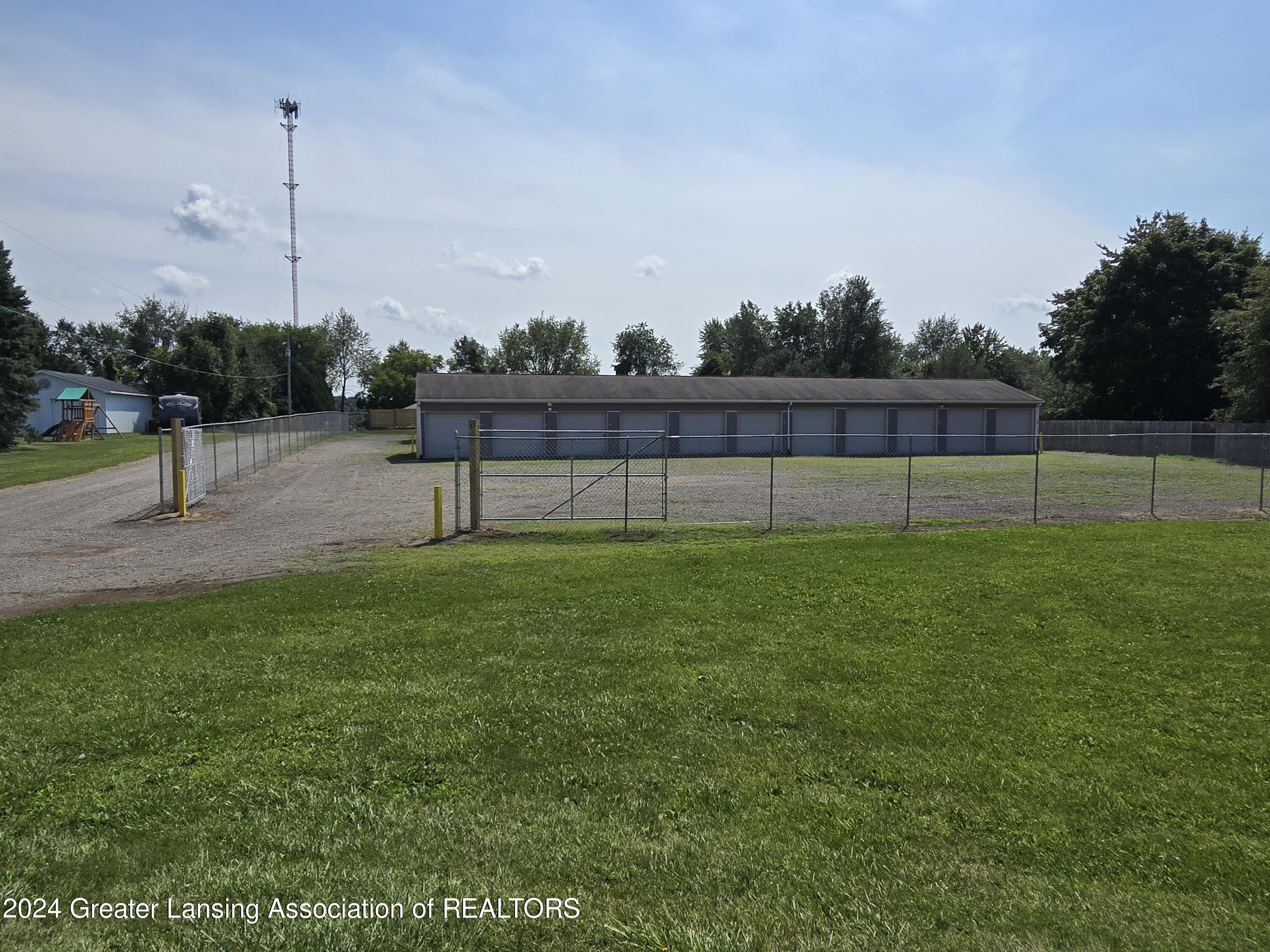 10350 Peake Road Portland, MI 48875 - Photo 17 of 26 1000013640