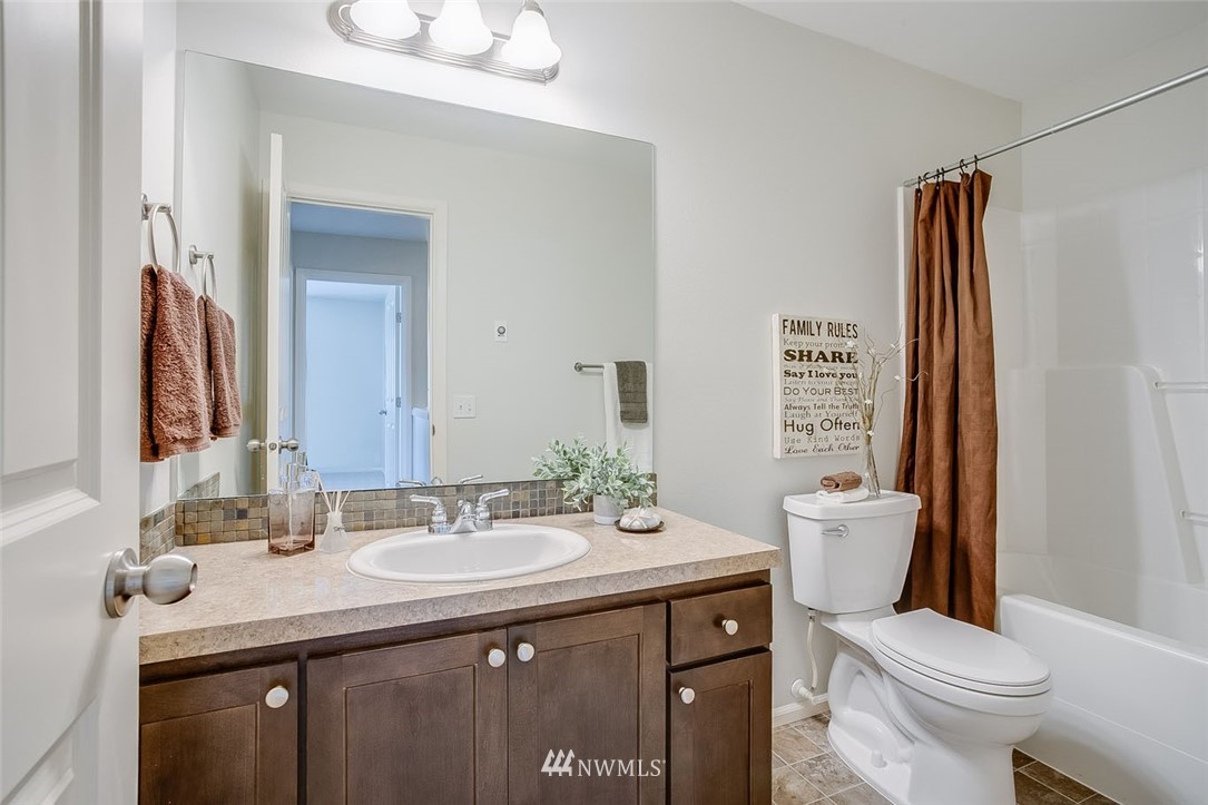 19409 Meridian Place West Bothell, WA 98012 - Photo 14 of 17