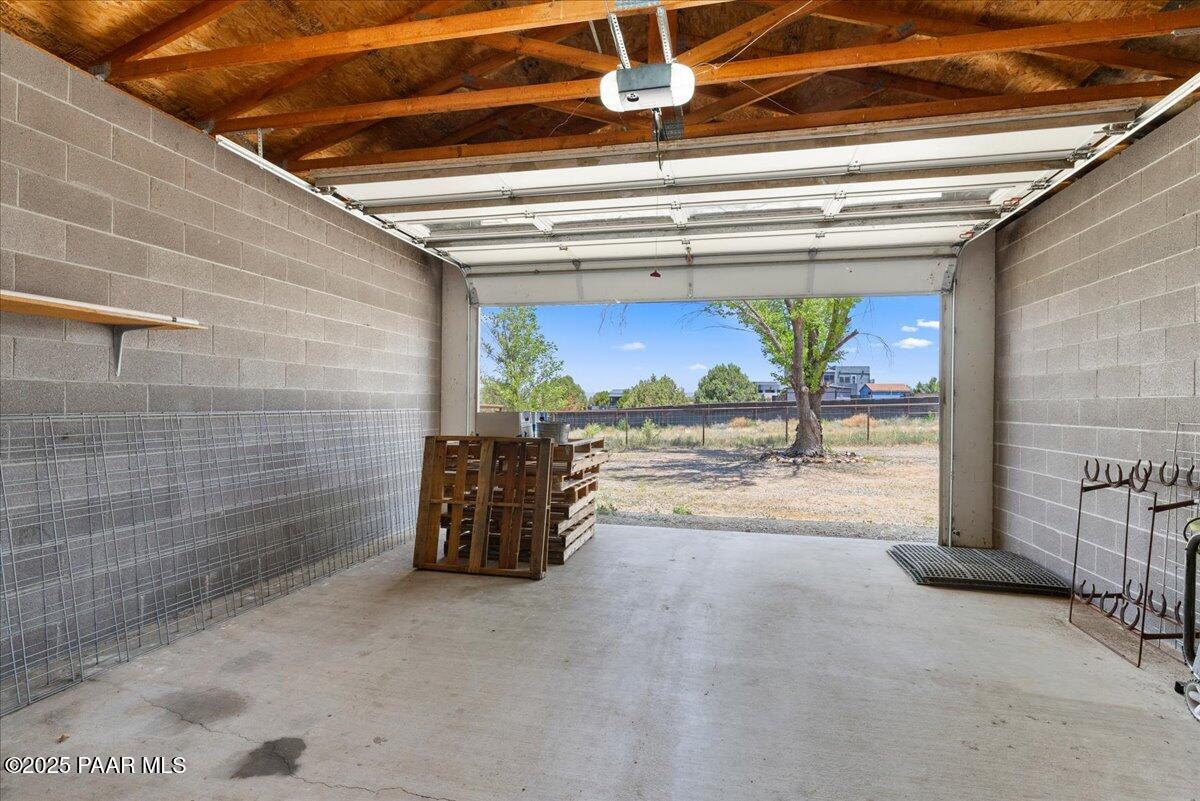 650 East Rimrock Road Paulden, AZ 86334 - Photo 36 of 56 37-Stable hay storage