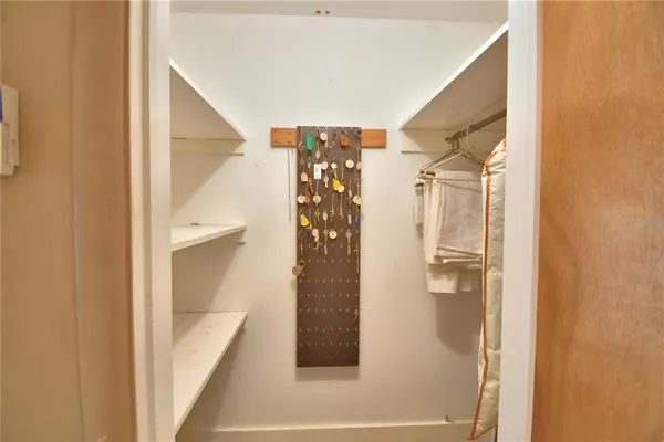 $119,900 | 22 East Wall Street, Frostproof, FL 33843
