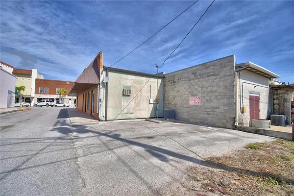 $119,900 | 22 East Wall Street, Frostproof, FL 33843