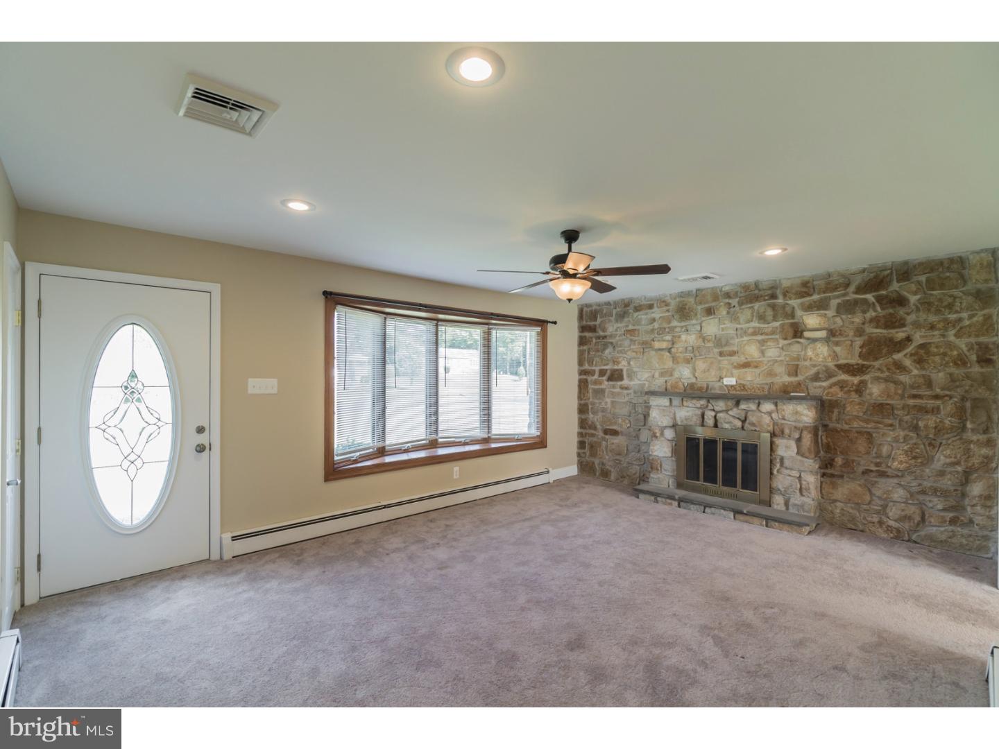 2090 Store Road Harleysville, PA 19438 - Photo 8 of 24