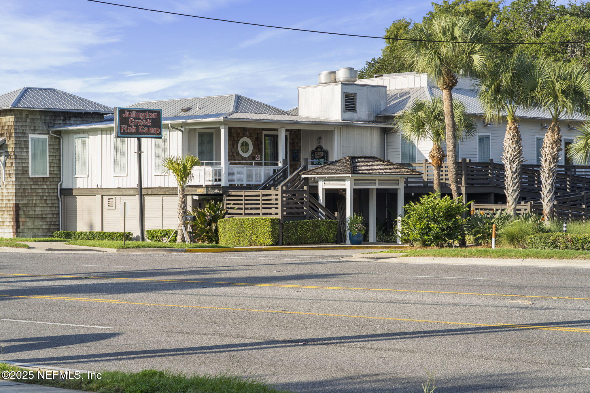 0 Hillwood Road Jacksonville, FL 32223 - Photo 32 of 35 a front view of a house with a garden area
