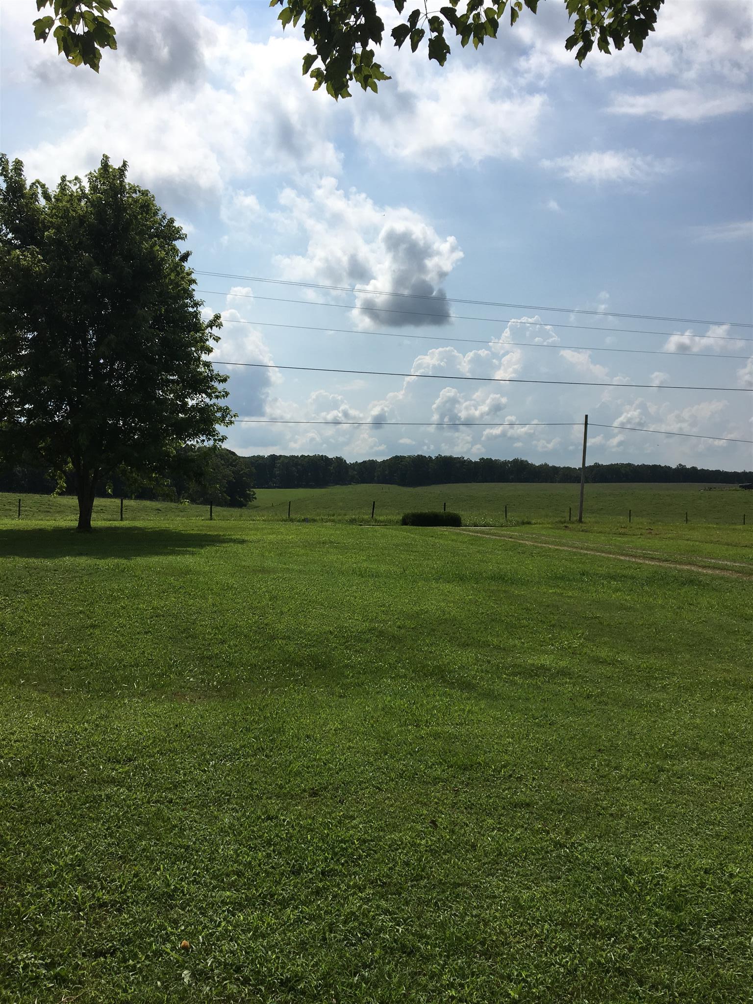 1540 Manley Loop Dickson, TN 37055 - Photo 18 of 19 Gallery Image 18