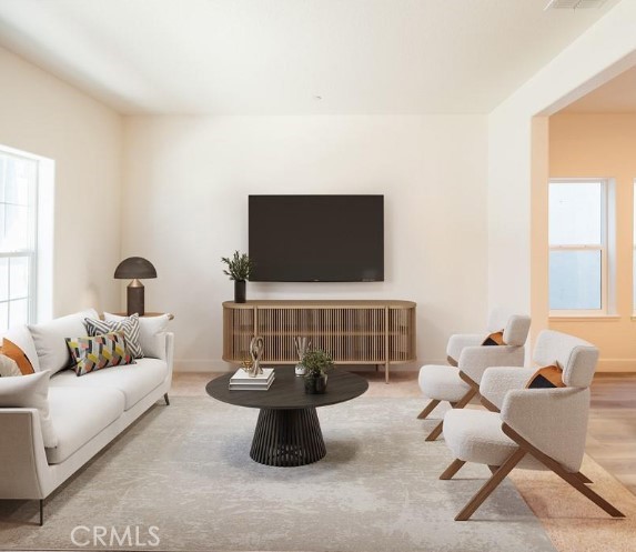 184 Montage Drive Merced, CA 95348 - Photo 5 of 32 a living room with furniture