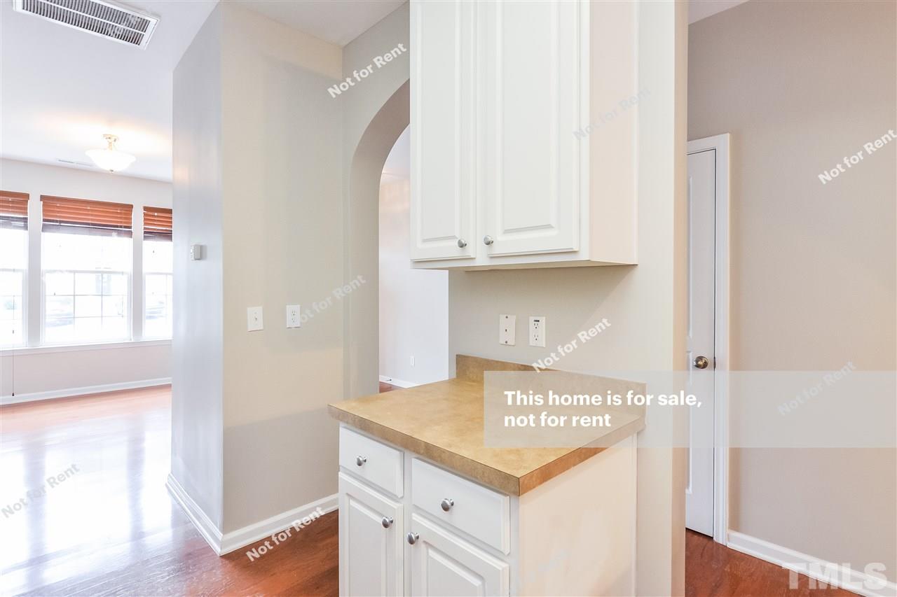 5326 Silver Moon Lane Raleigh, NC 27606 - Photo 9 of 24 Gallery Image 9