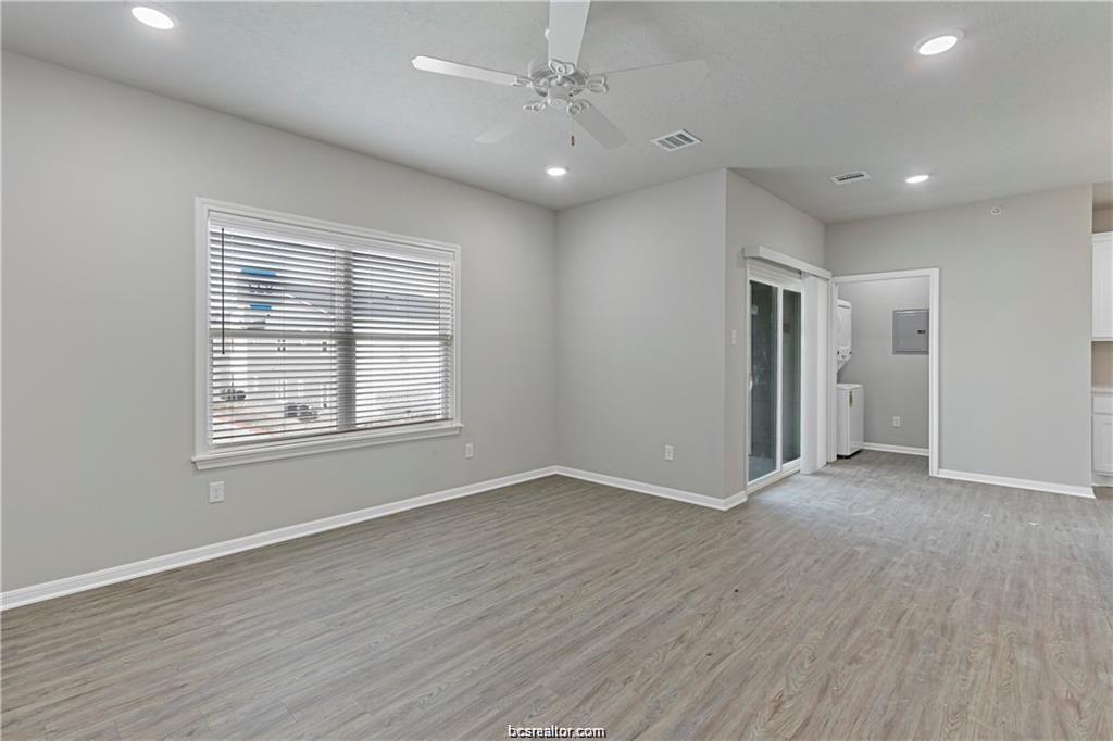 1326 Prairie Drive, Unit 1211 Bryan, TX 77803 - Photo 2 of 18